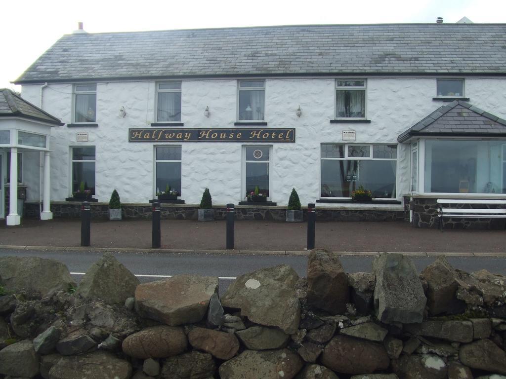 Halfway House Hotel Larne Kültér fotó